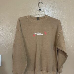Gildan Tan Crewneck Sweatshirt size XL